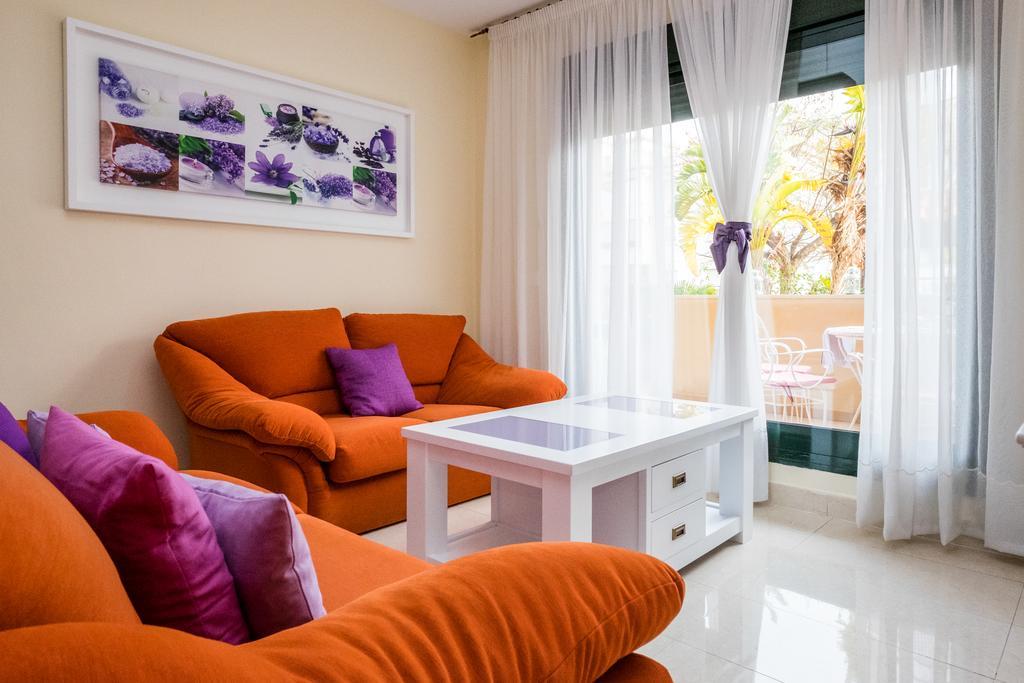 Apartamento Cala Bajo Нерха Екстериор снимка