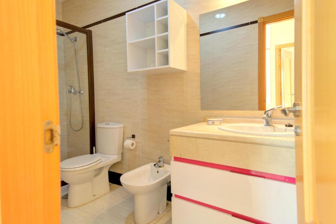 Apartamento Cala Bajo Нерха Екстериор снимка